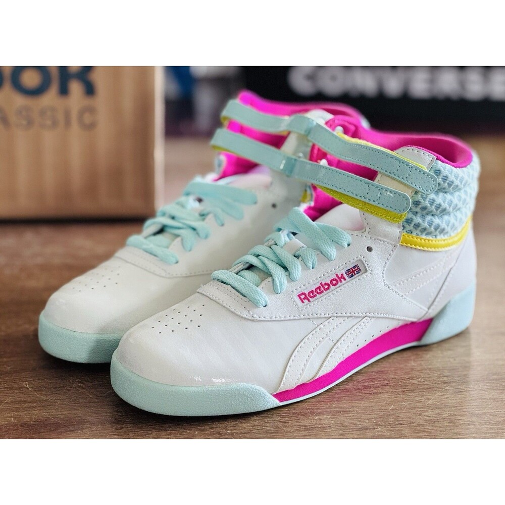 Youth Size 5 Reebok Freestyle Hi Women’s Size 6.5 White Pink V63067 NIB